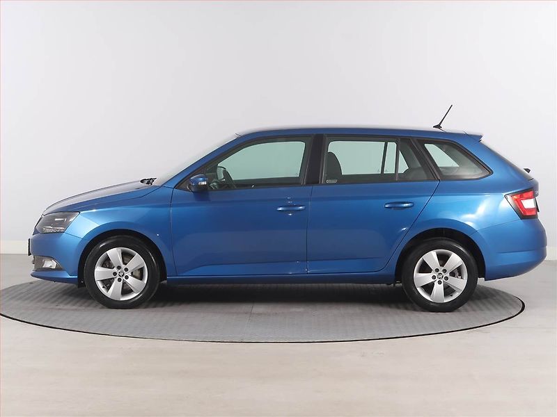 Škoda Fabia (2017) Style 1.0 TSI, Automat - fotka 3 z 18