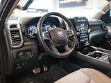 Dodge RAM (2023) 5.7 V8 Limited 6 LIFT - náhled 13