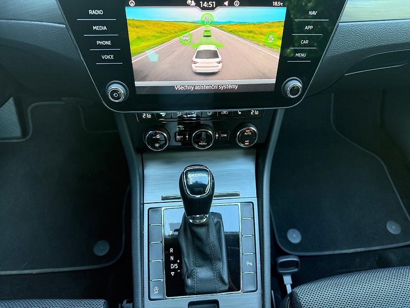 Škoda Superb (2023) STYLE 2.0TDI 110kW DSG DPH CZ - fotka 10 z 11