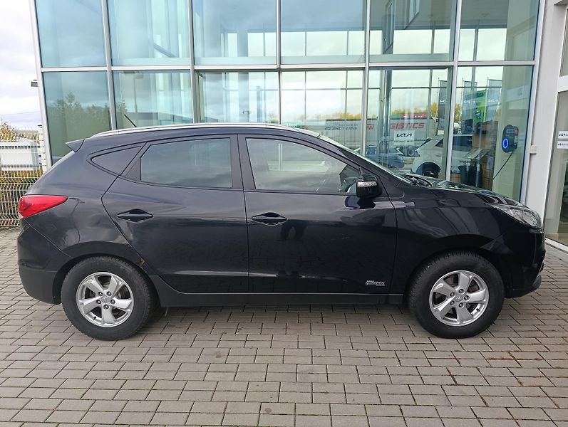 Hyundai ix35 (2011) 2.0 100kw 4X4 REZERVACE - fotka 4 z 21