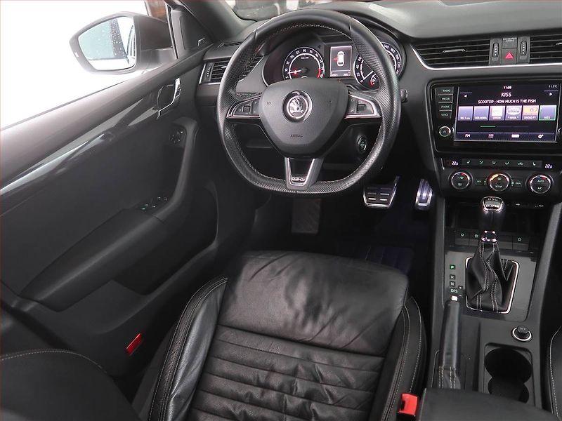 Škoda Octavia (2015) RS 2.0 TDI, Automat, Navi - fotka 7 z 23