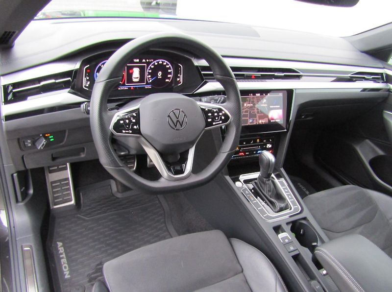 Volkswagen Arteon Shooting Brake R-Line 2,0 TDI DSG 4MOTION - fotka 5 z 30