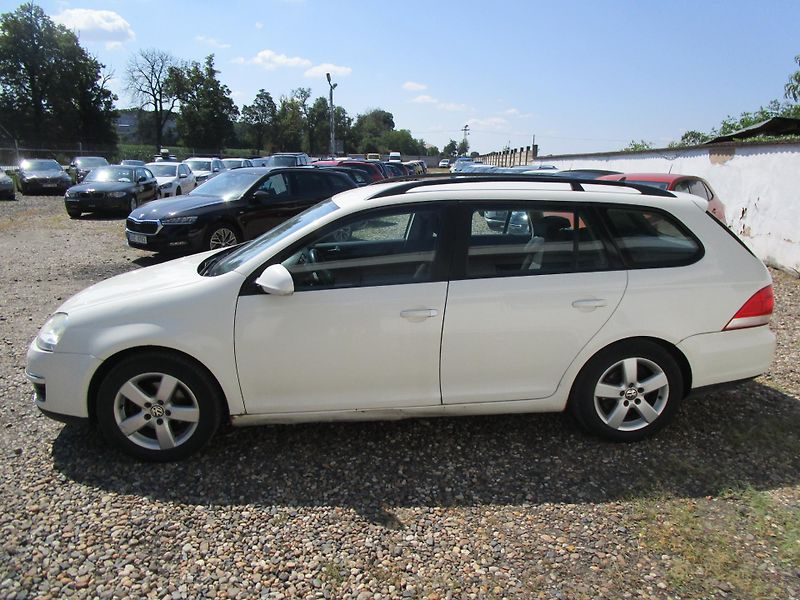 Volkswagen Golf 1,9TDI-77KW - fotka 3 z 14