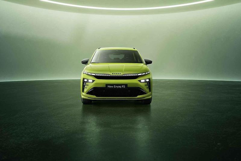 Maximální tempo šlo vyzkoušet v areálu polygonu automobilky v Úhelnici.