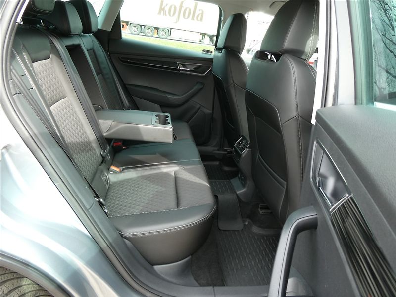Škoda Karoq 2,0 TDi 110kW,DSG,4x4,1majitel - fotka 28 z 45