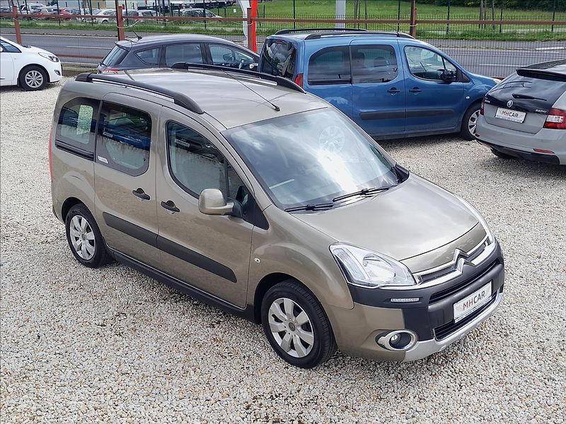 Citroën Berlingo 1,6 HDI 84kW - fotka 1 z 42