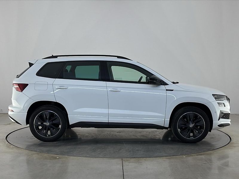 Škoda Karoq Sportline 4x4 DSG - fotka 16 z 29