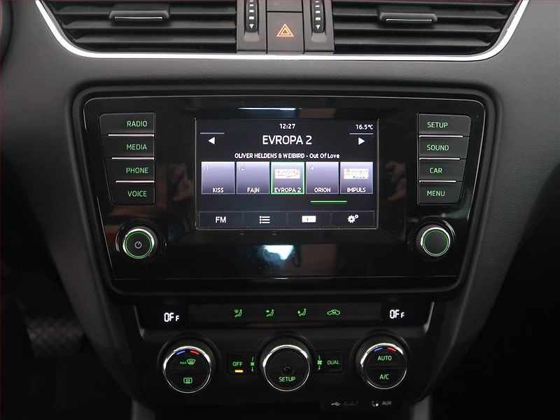 Škoda Octavia (2015) Scout 2.0 TDI, 4X4, Automat - fotka 12 z 14