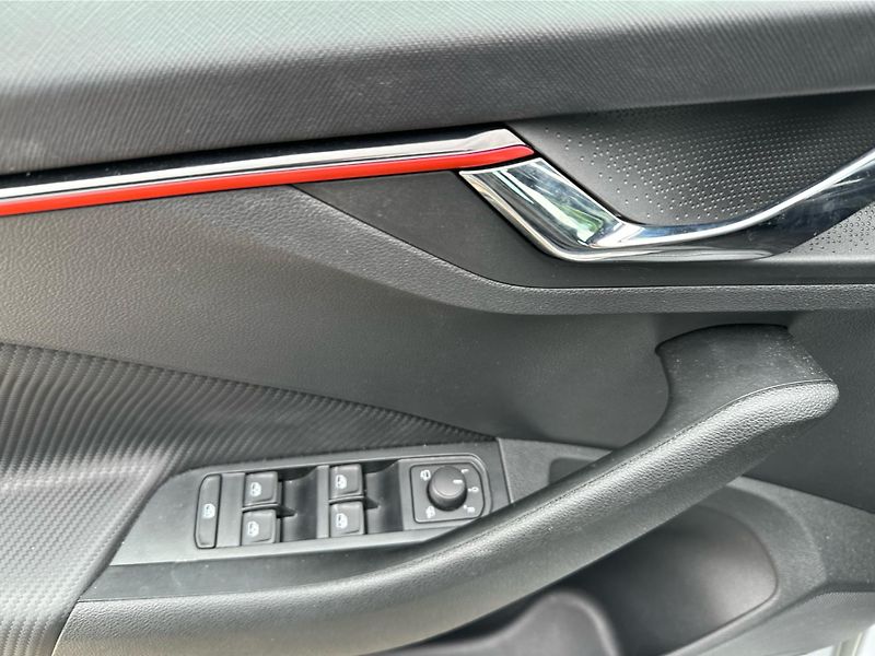 Škoda Scala Monte Carlo 1,0 TSI 85 kW 7-st - fotka 19 z 19