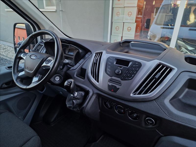 Ford Transit 2.0TDCi 77kW 350 TREND L2 - fotka 33 z 44
