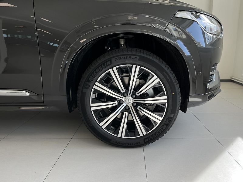 Volvo XC90 (2024) PLUS - fotka 8 z 10