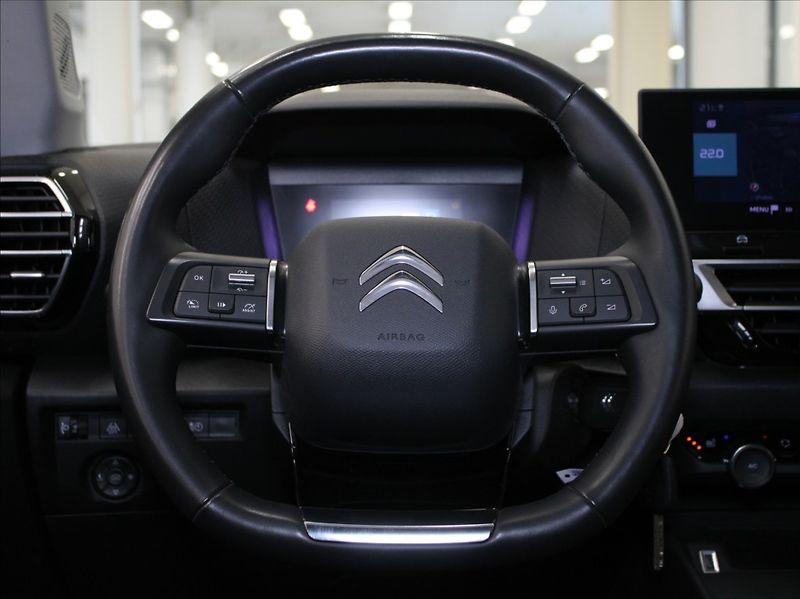 Citroën ë-C4 0,1 46kWh Shine NAVI Záruka ČR - fotka 9 z 23