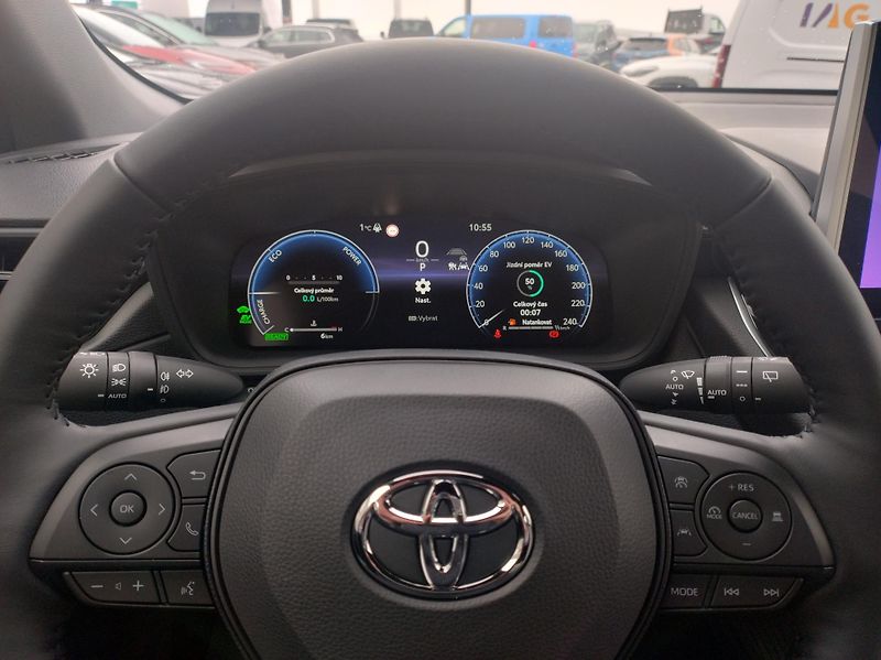 Toyota Corolla Cross (2026) 1.8 FHEV Comfort Business - fotka 10 z 15