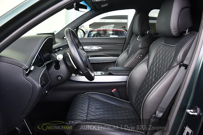 Genesis GV70 2.2CRDi AWD SPORT LINE - fotka 11 z 57