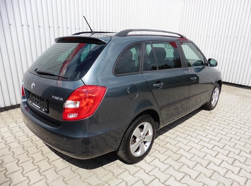 Škoda Fabia II Combi 1.2 TSi Elegance 77kW - fotka 6 z 16