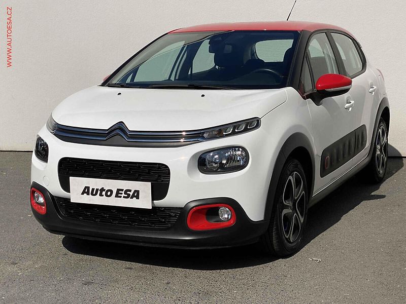 Citroën C3 (2019) 1.2 PT, Shine, park. čidla - fotka 3 z 19