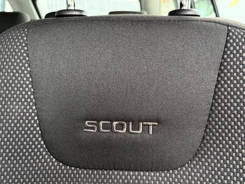 Škoda Octavia Scout 2,0 TDI 4x4 Automat  - fotka 17 z 37