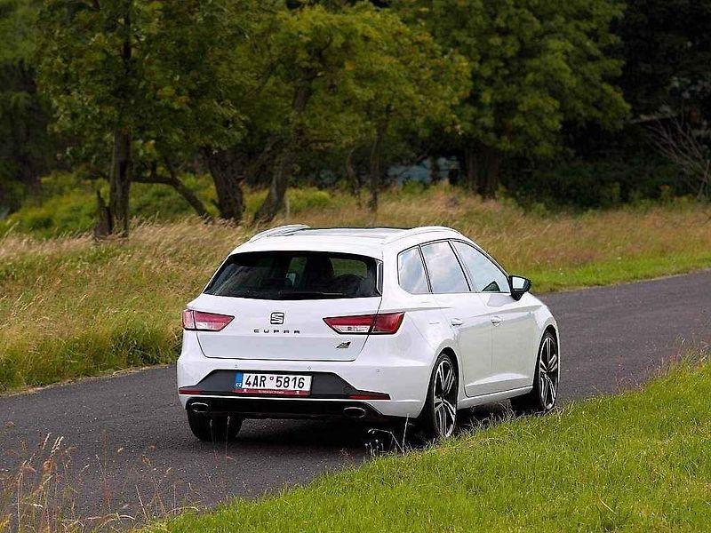 Seat Leon ST Cupra.