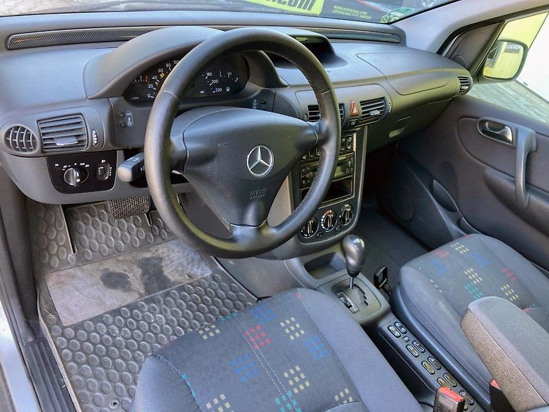 Mercedes-Benz Vaneo 1,9i (92kW)*AUTOMAT* - fotka 9 z 16