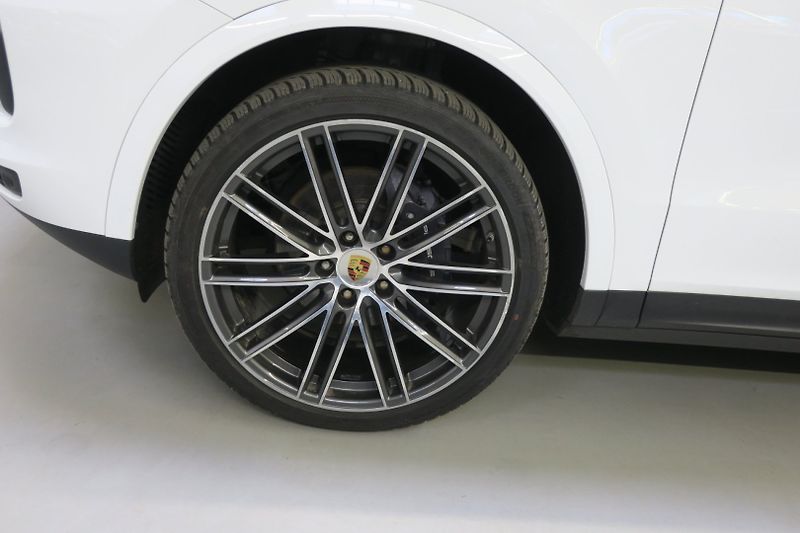 Porsche Cayenne (2019) Coupe 3.0 V6 Tiptronic Vzduch - fotka 7 z 42