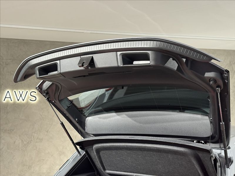Cupra Born 150kW LED SoH 96,5% PDC - fotka 14 z 48