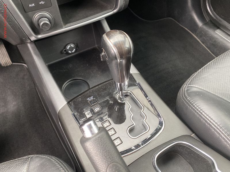 SsangYong Korando (2015) 2.0 TD 4x4, AT, TZ, kůže - fotka 16 z 16