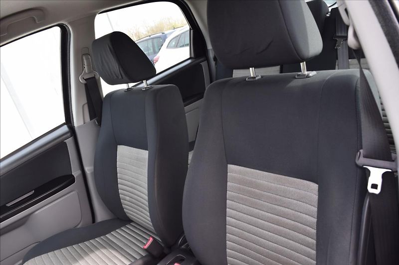 Suzuki SX4 1,6 I 79KW 4X4 TAŽNÉ VÝHŘEV - fotka 14 z 48