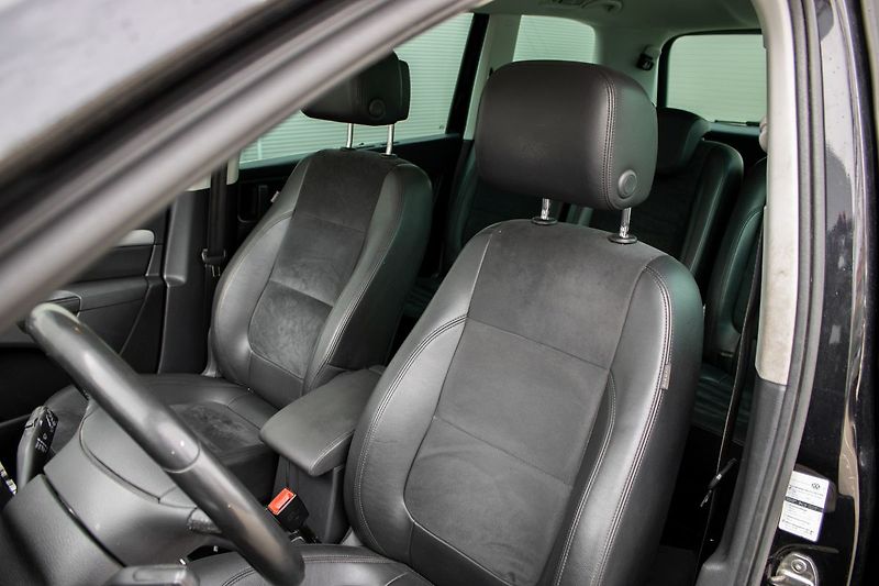 Volkswagen Sharan - fotka 16 z 39