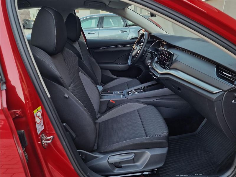 Škoda Octavia 2.0 TDI DSG,původ ČR,1.Maj - fotka 14 z 50