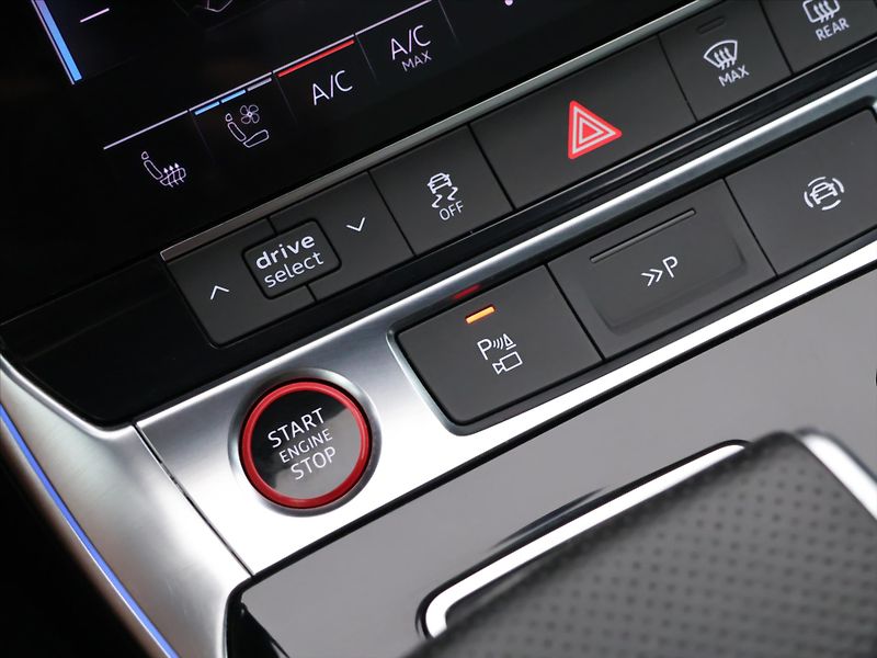 Audi S6 3,0 55TDI 253kW Tiptronic DPH - fotka 31 z 44