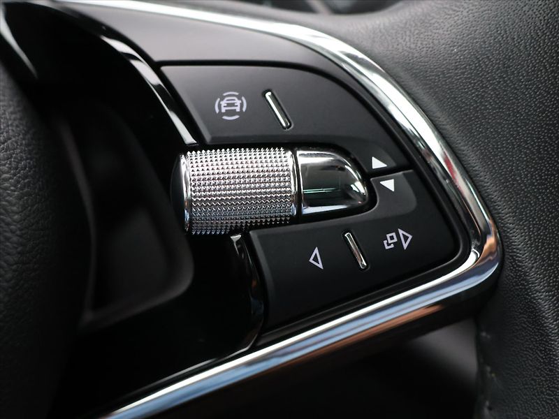 Škoda Octavia 2,0 TDI 110kW DSG Style CZ - fotka 16 z 28