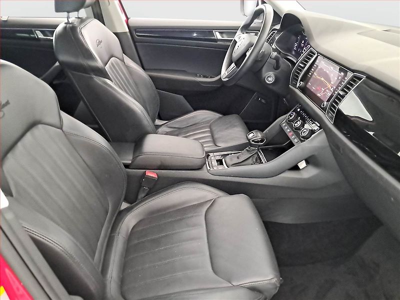 Škoda Kodiaq (2020) 2.0 TSI - fotka 9 z 23