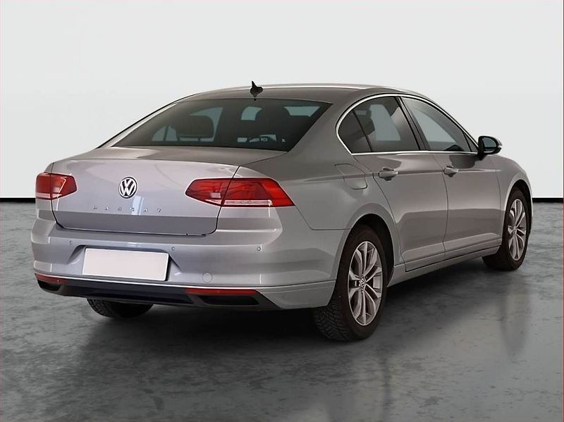 Volkswagen Passat (2019) 1.5 TSI, Tempomat - fotka 5 z 24