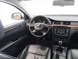 Škoda Superb (2011) Elegance 1.4 TSI, Navi, Xenony - náhled 7