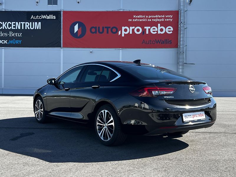 Opel Insignia 1.5T 121kW Aut. Innovation - fotka 5 z 27