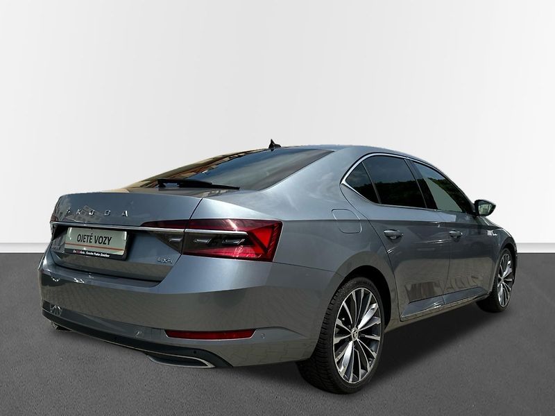 Škoda Superb 2.0 TDI LK 4x4 DSG - fotka 2 z 30