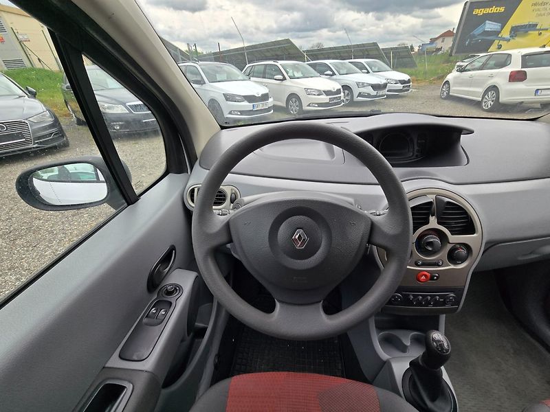 Renault Modus (2007) 1.2 55KW klima 2 - fotka 14 z 23