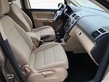 Volkswagen Touran (2012) 2.0 TDI, Navi, Bi-Xenony - náhled 9