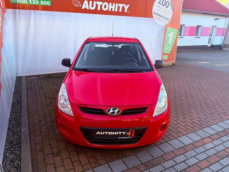 Hyundai i20 1.2, ČR, 1.Maj, Klimatizace - fotka 2 z 18