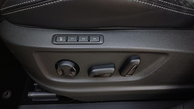 Škoda Kodiaq TDI 147kW 4x4 SPORTLINE-CR-DPH - fotka 21 z 50