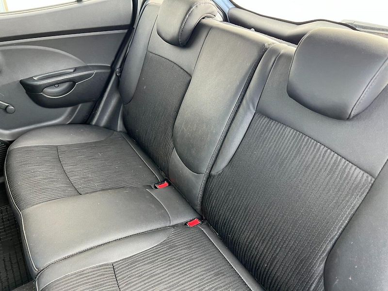 Kia Picanto (2008) 1.0i 46kW - fotka 15 z 15