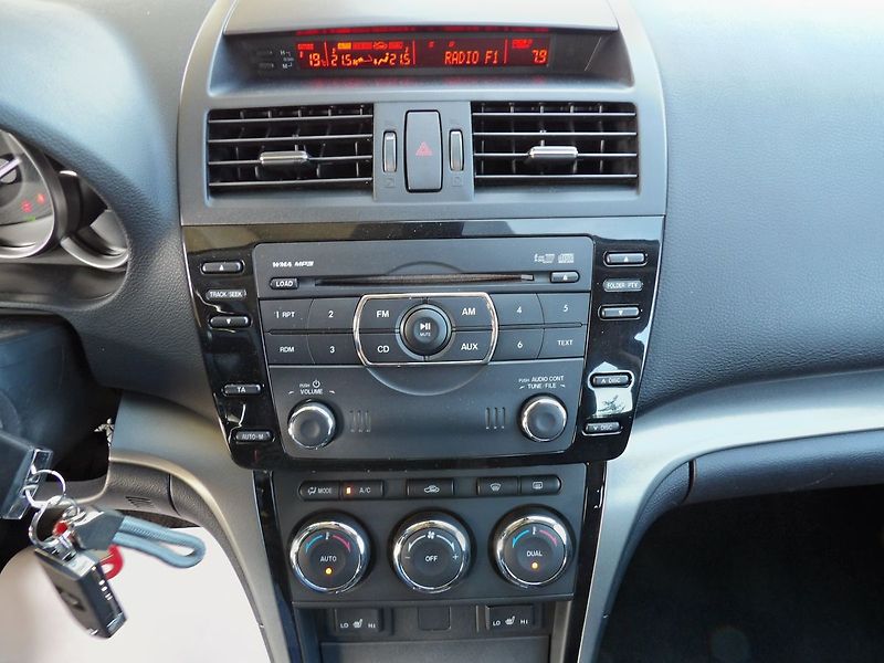 Mazda 6 1.8 MZR BOSE Tempomat Výhřev - fotka 8 z 28