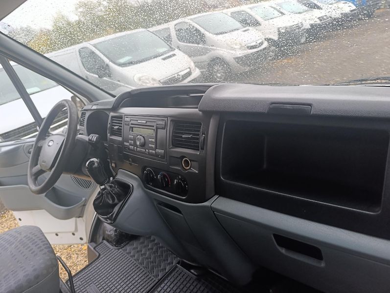 Ford Transit (2008) 2.2 TDCi L3H2 6míst tažné  - fotka 11 z 17