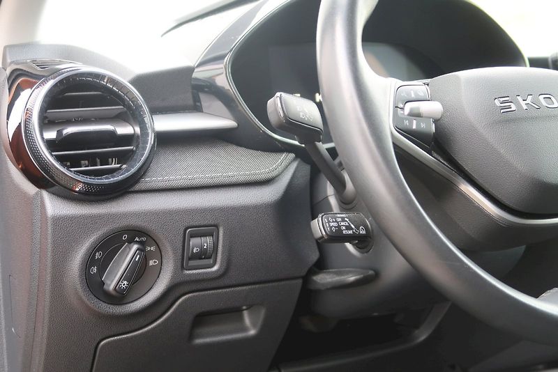 Škoda Fabia (2025) Top Selection 1.0 TSI 85 kW DS - fotka 15 z 30