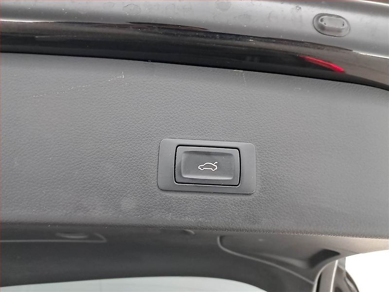Audi A6 (2014) 3.0 TDI, 4X4, Automat, Navi - fotka 16 z 23