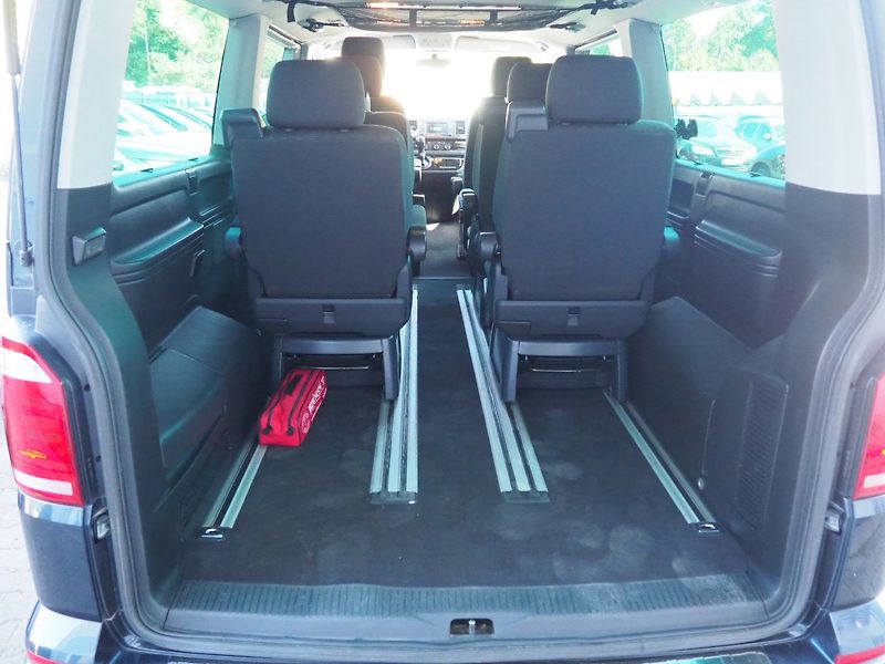 Volkswagen Multivan (2018) 2.0 TDI, 110kW, 4Motion, Long - fotka 14 z 37