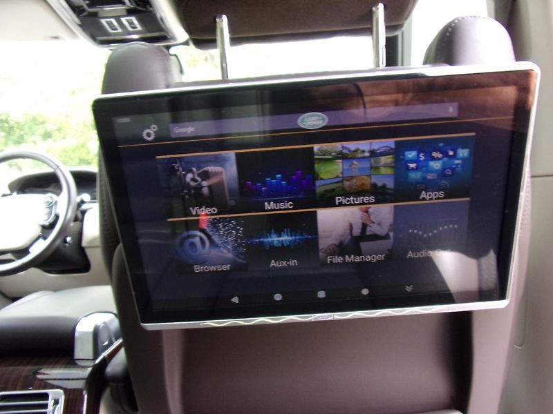 Land Rover Range Rover (2014) 3.0TDV6 190kW VOGUE ČR DPH TOP - fotka 32 z 36