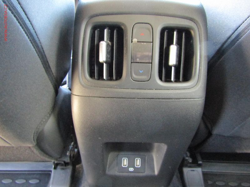 Hyundai Tucson (2021) 1.6 TGDi 4x4, 1.maj,ČR, AT - fotka 22 z 26
