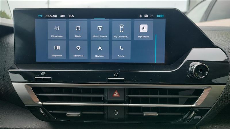 Citroën C4 1,2   96 kw MAX - fotka 9 z 20