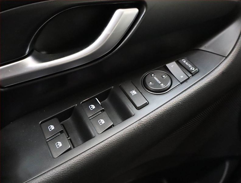 Hyundai i30 (2021) 1.6 CRDi, ČR,1.maj, Serv.kniha - fotka 20 z 22